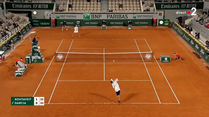 Tennis. Une inscription sur le filet de Roland-Garros | SportBusiness.Club