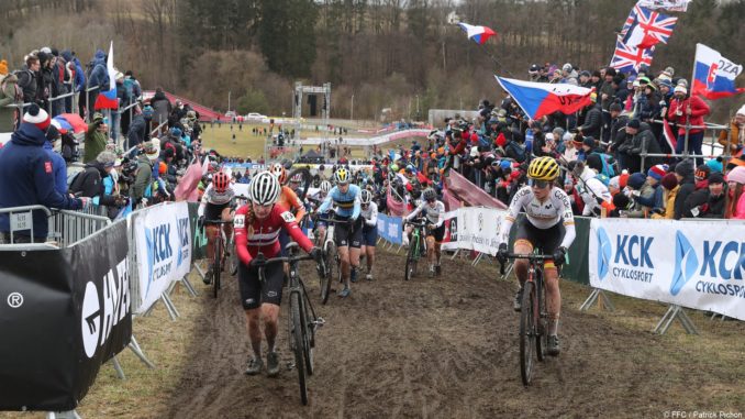 At the cyclo-cross worlds, everyone has their own turn